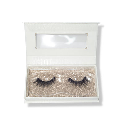 Magnetic Strip Vegan False Lashes - Selfie - Regi Beauty & Regina's Desire Swimwear